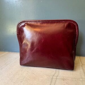 NWOT Hobo Leather Makeup Bag/ Cosmetic Pouch/ Travel Essentials